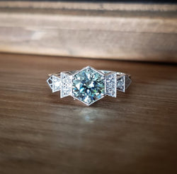 The Florence Mint Moissanite