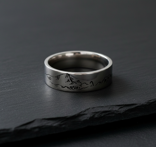 The Alpine Mountain Ring on Black Slate