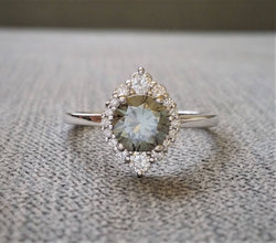 The Jasmine Grey Moissanite